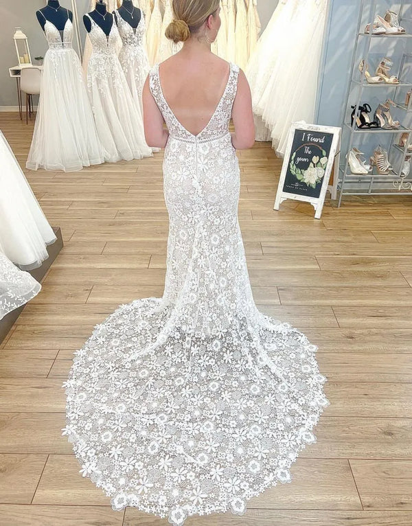 Luolandi Gorgeous Mermaid Deep V-Neck Court Train Lace Wedding Dress Sexy
