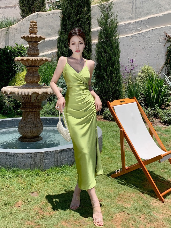 Luolandi Green Spaghetti Straps V-neck Long Prom Dress With Slit Charming Evening Party Dress Simple Women's Dresses