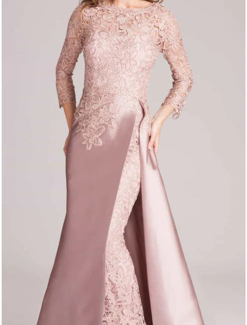 Luolandi Mermaid / Trumpet Mother of the Bride Dress Wedding Guest Elegant Scoop Neck Floor Length Satin Long Sleeve with Lace Split