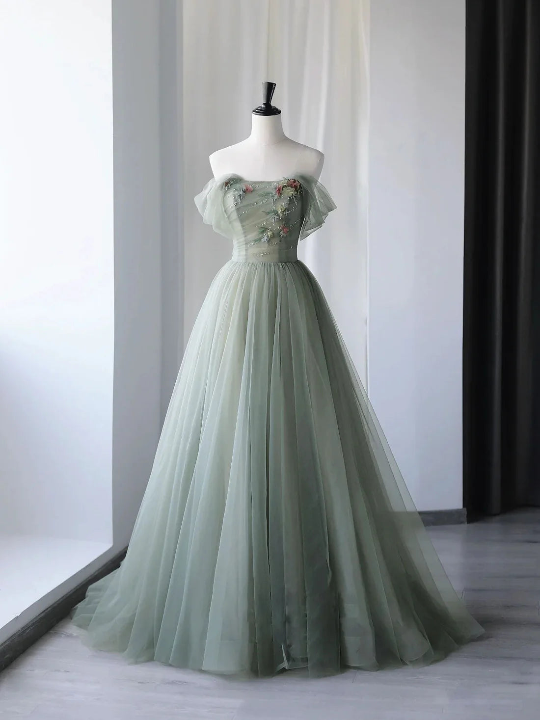 Luolandi A-Line Tulle Green Long Prom Dress Formal Dress with Sequin Off Shoulder december wedding guest dress