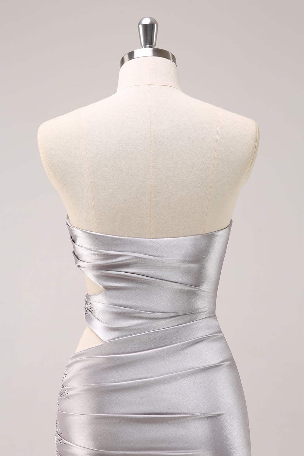Luolandi Silver Hollow Out Strapless Pleated Tight Metallic Homecoming Dress with Beading Sexy Party Dress