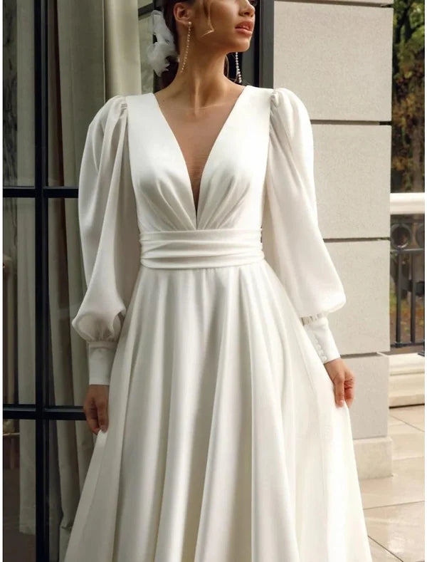 Luolandi Wedding Dresses A-Line V Neck Long Sleeve Court Train Chiffon Bridal Gowns With Pleats Solid Color Ivory
