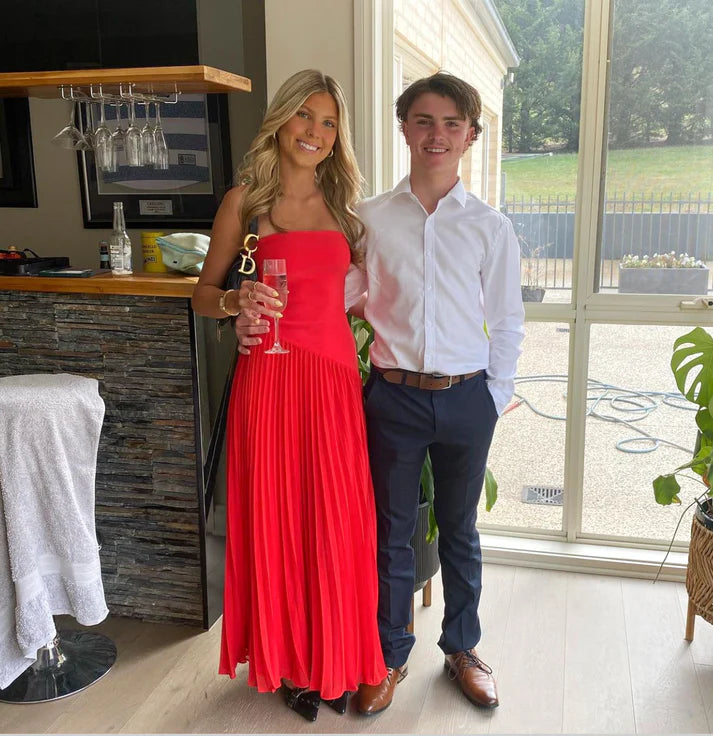 Luolandi Red Strapless A-Line Pleated Simple Long Party Dress Off Shoulder Evening Dress