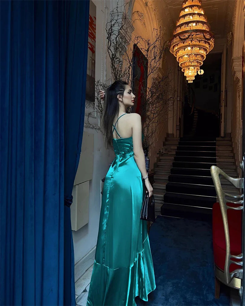 Luolandi Elegant Green Spaghetti Straps V-neck A-line Long Prom Dress Charming Evening Party Dress