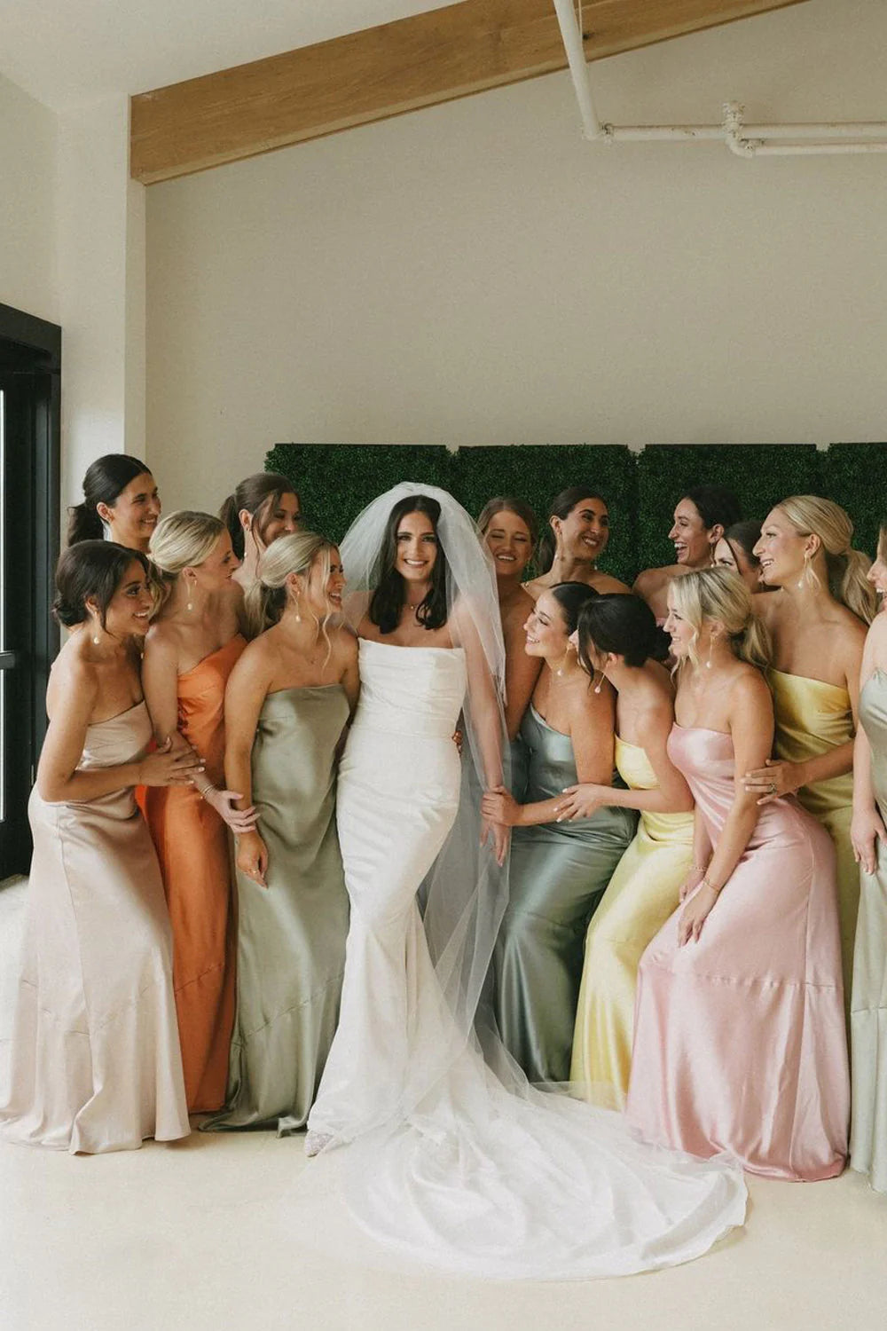 Luolandi Sheath Strapless Colorful Silk Satin Long Bridesmaid Dresses Elegant Evening Party Dress