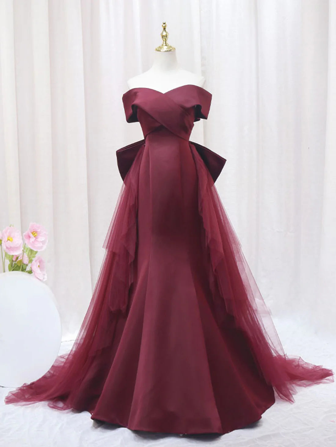 Luolandi Burgundy Mermaid Tulle Long Prom Dress Formal Evening Dress Off Shoulder december wedding guest dress