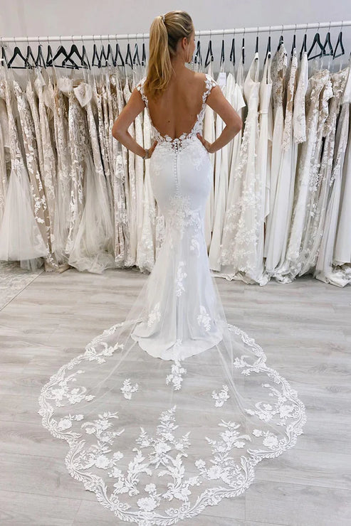 Luolandi Mermaid Deep V-Neck Backless Long Wedding Dress with Lace Beautiful