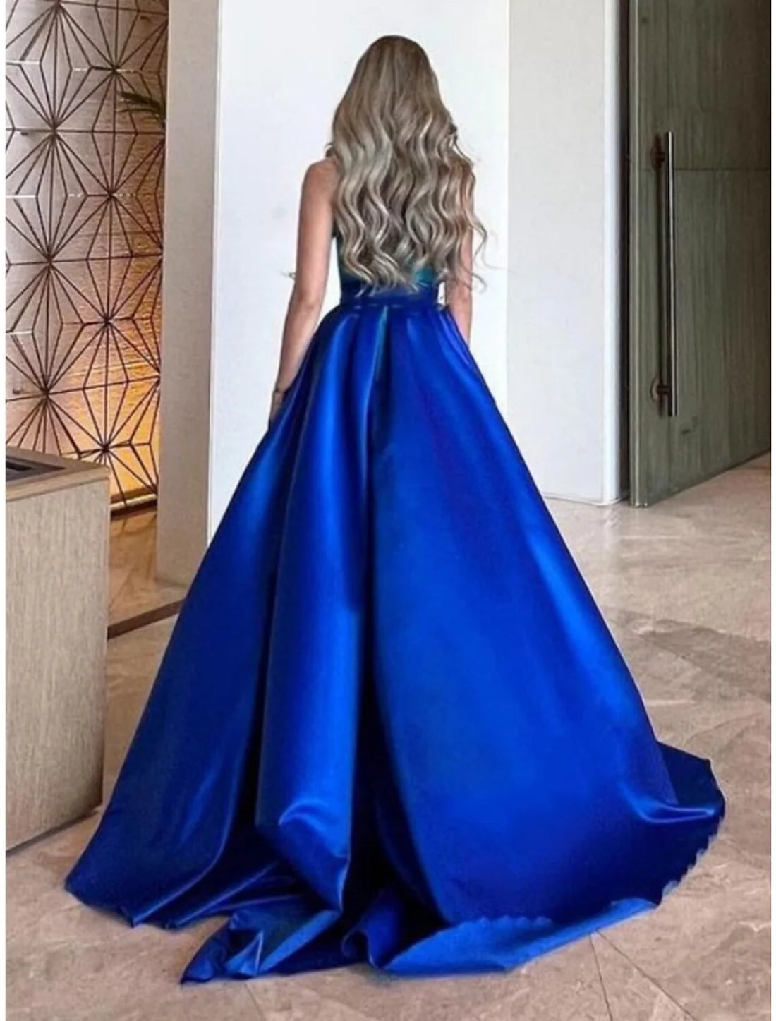 Luolandi A-Line Evening Gown Elegant Dress Formal Court Train Sleeveless Halter Neck Satin with Pleats Floor Length