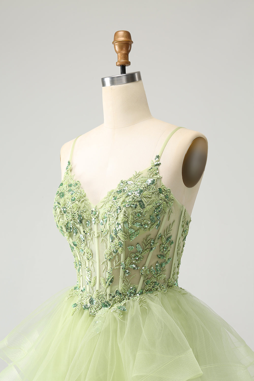 Luolandi Sparkly Light Green A Line Spaghetti Straps Corset Short Tiered Homecoming Dress Party Dress