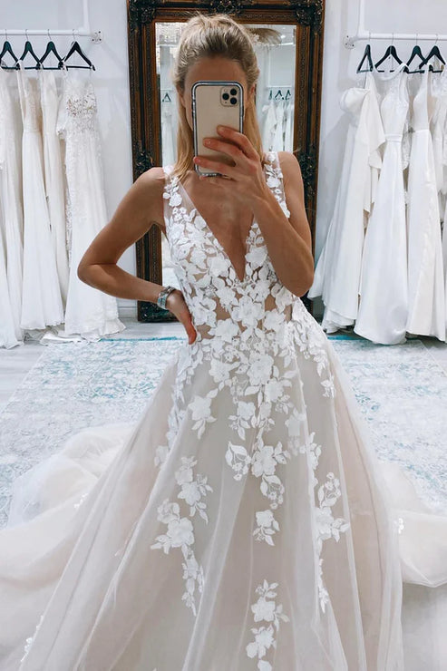 Luolandi Ivory A-Line Ivory V-Neck Long Tulle Wedding Dress with Appliques Sexy