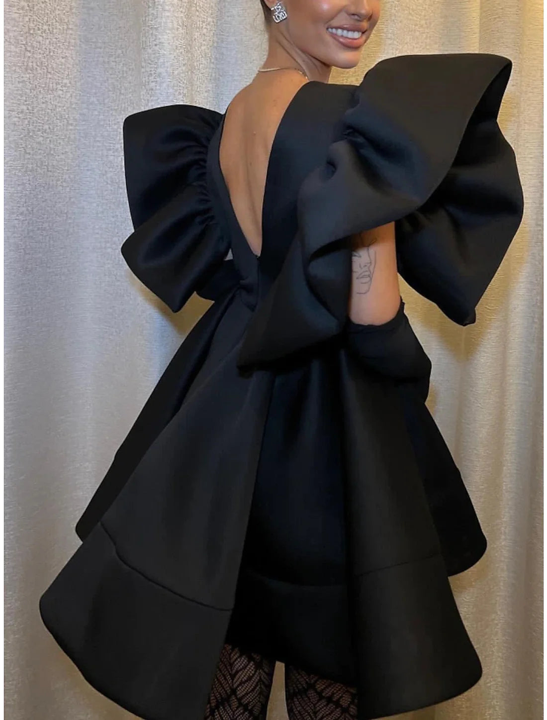 Luolandi A-Line Homecoming Dresses Vintage Dress Homecoming Short / Mini Short Sleeve V Neck Satin Sexy Party Dress