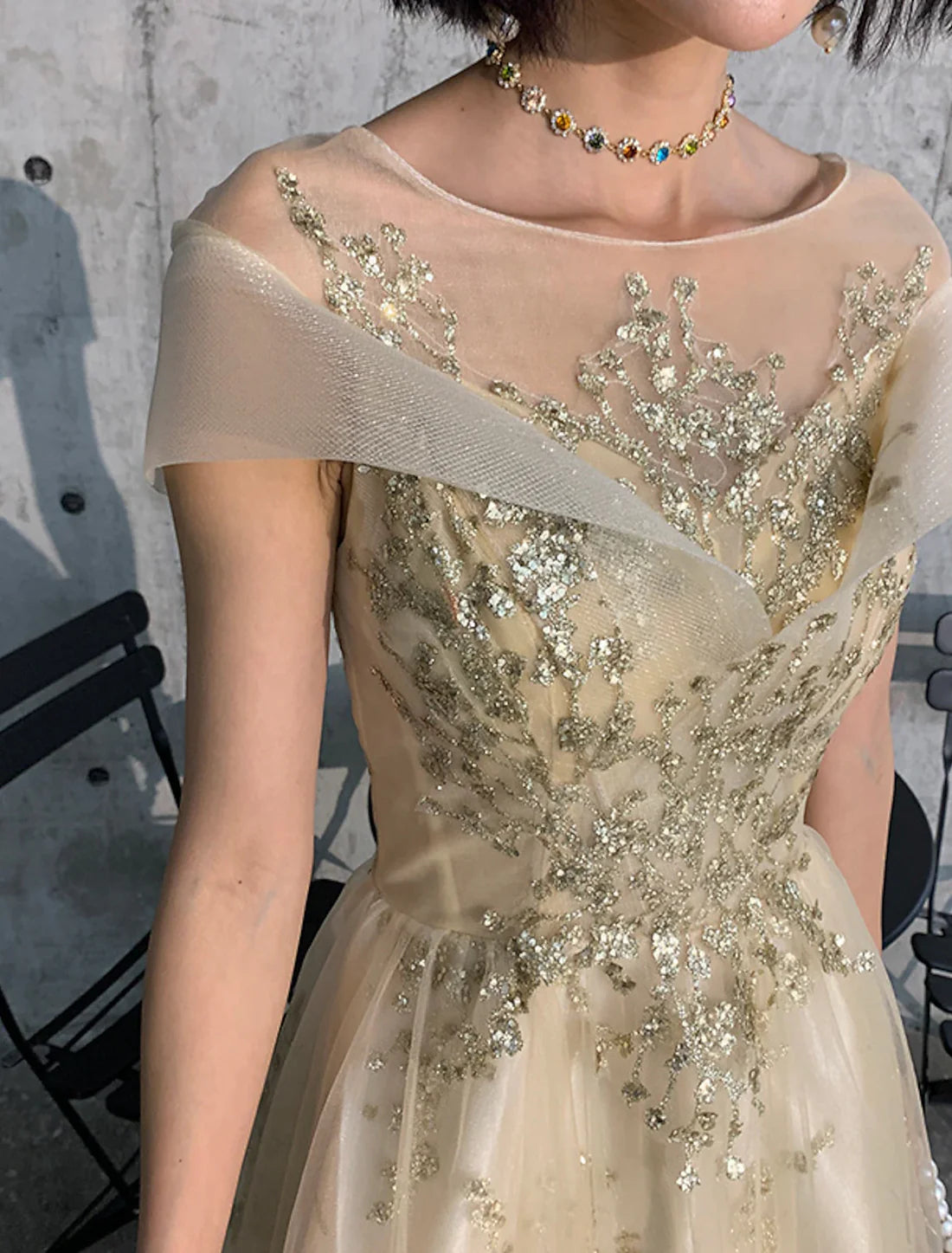 Luolandi A-Line Mother of the Bride Dress Wedding Guest Elegant Jewel Neck Floor Length Tulle Short Sleeve with Pleats Appliques Evening Dress