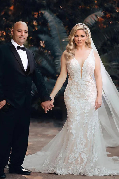 Luolandi Mermaid V Neck Tulle Wedding Dresses with Train Sexy Beautiful