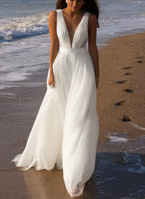 Luolandi A-Line Deep V-neck Sleeveless Sweep Train Tulle Beach Wedding Dresses Sexy