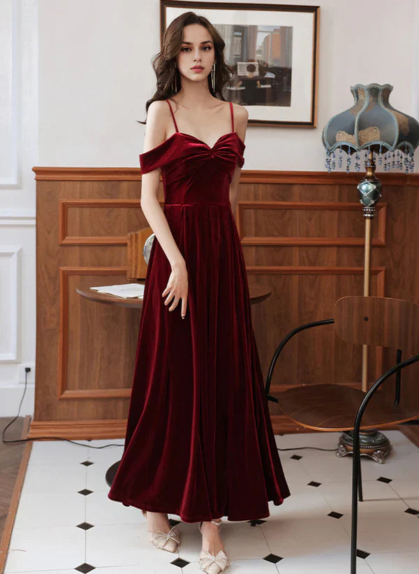 Luolandi A-Line Velvet Simple Sweetheart Off Shoulder Party Dress Velvet Prom Dress Wedding Guest Party Dresses Evening Dress