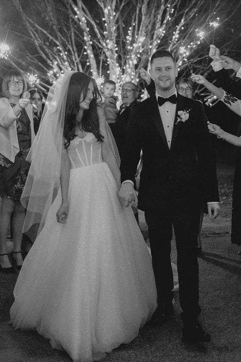 Luolandi Sparkly A-Line Glitter Tulle Sweetheart Wedding Dresses Off Shoulder Beautiful