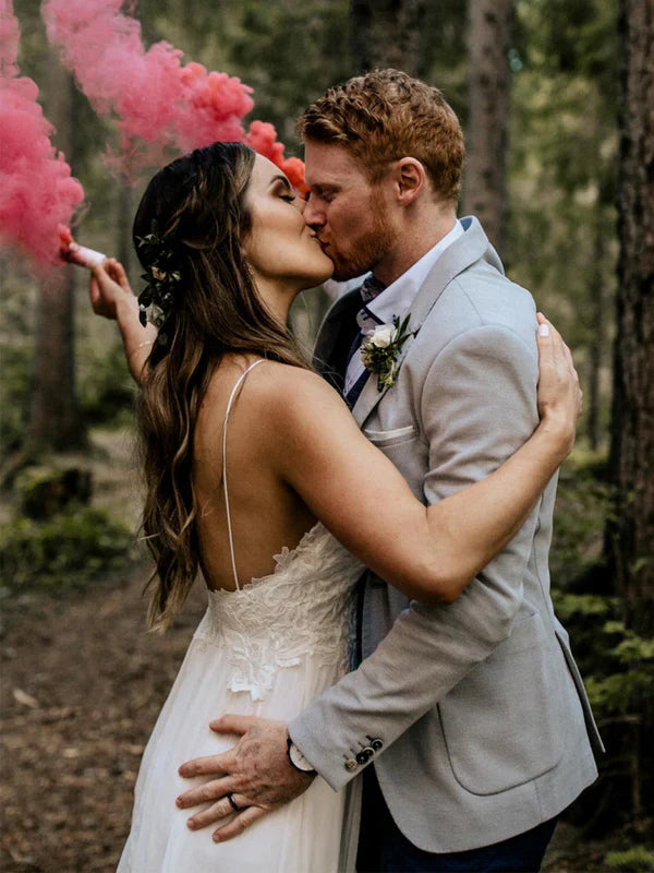 Luolandi A-line Spaghetti Strap Sweep Train Chiffon Appliqued Wedding Dresses Elegant