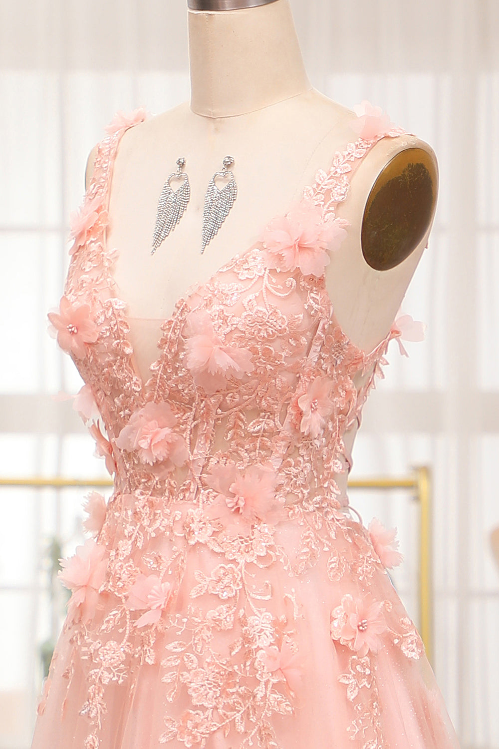 Luolandi Blush A-Line Spaghetti Straps Long Prom Dress With Appliques Flowers And Slit