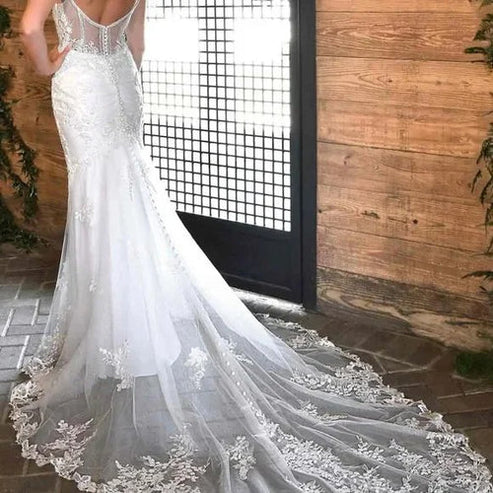 Luolandi Mermaid Long Bridal Dress with Appliques Open Back Beautiful