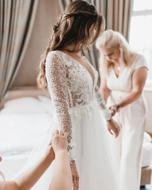 Luolandi A Line V Neck Tulle Wedding Dresses with Lace Long Sleeve Sexy Elegant