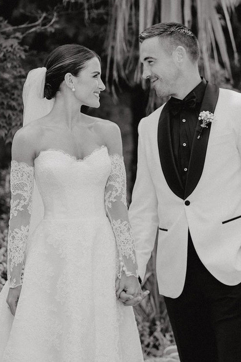 Luolandi Vintage A-Line Sweetheart Lace Wedding Dresses with Slit Off Shoulder Beautiful