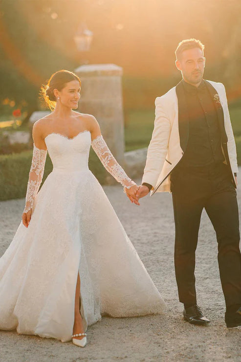 Luolandi Vintage A-Line Sweetheart Lace Wedding Dresses with Slit Off Shoulder Beautiful