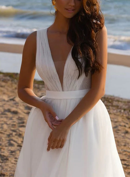 Luolandi A-Line Deep V-neck Sleeveless Sweep Train Tulle Beach Wedding Dresses Sexy