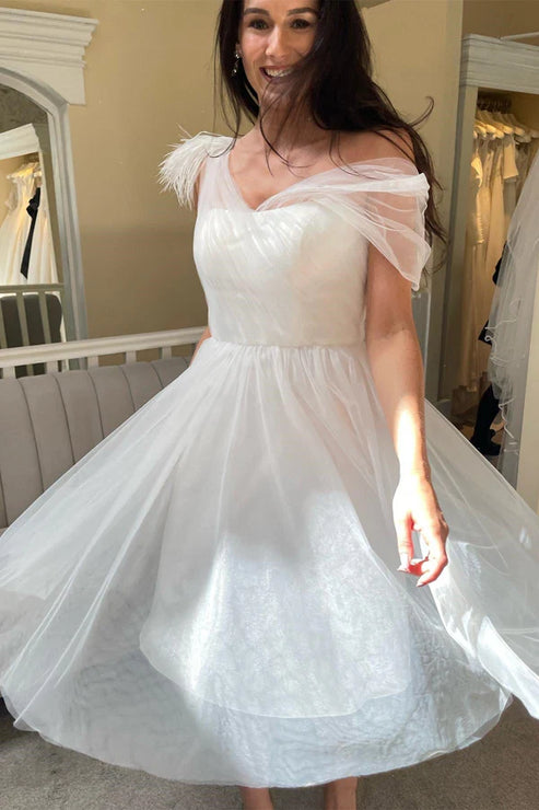 Luolandi Asymmetrical Tulle A-Line Knee-Length Wedding Dress Beautiful