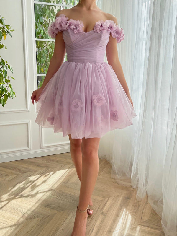 Luolandi A Line Strapless Short Tulle Homecoming Dress Off Shoulder Graduation Dress With Flowers