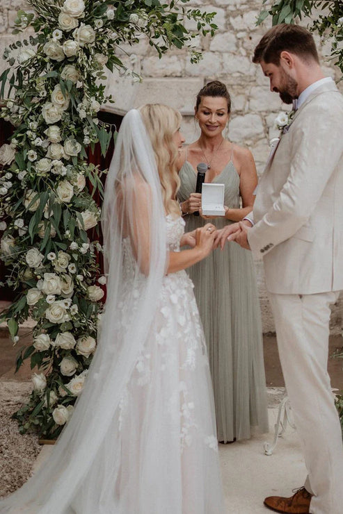 Luolandi A-Line Sweetheart Tulle Wedding Dresses with Appliques Off Shoulder Beautiful