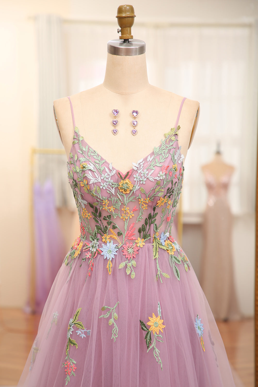Luolandi Mauve A Line Tulle Beaded Appliques Long Prom Dress With Embroidery Beautiful