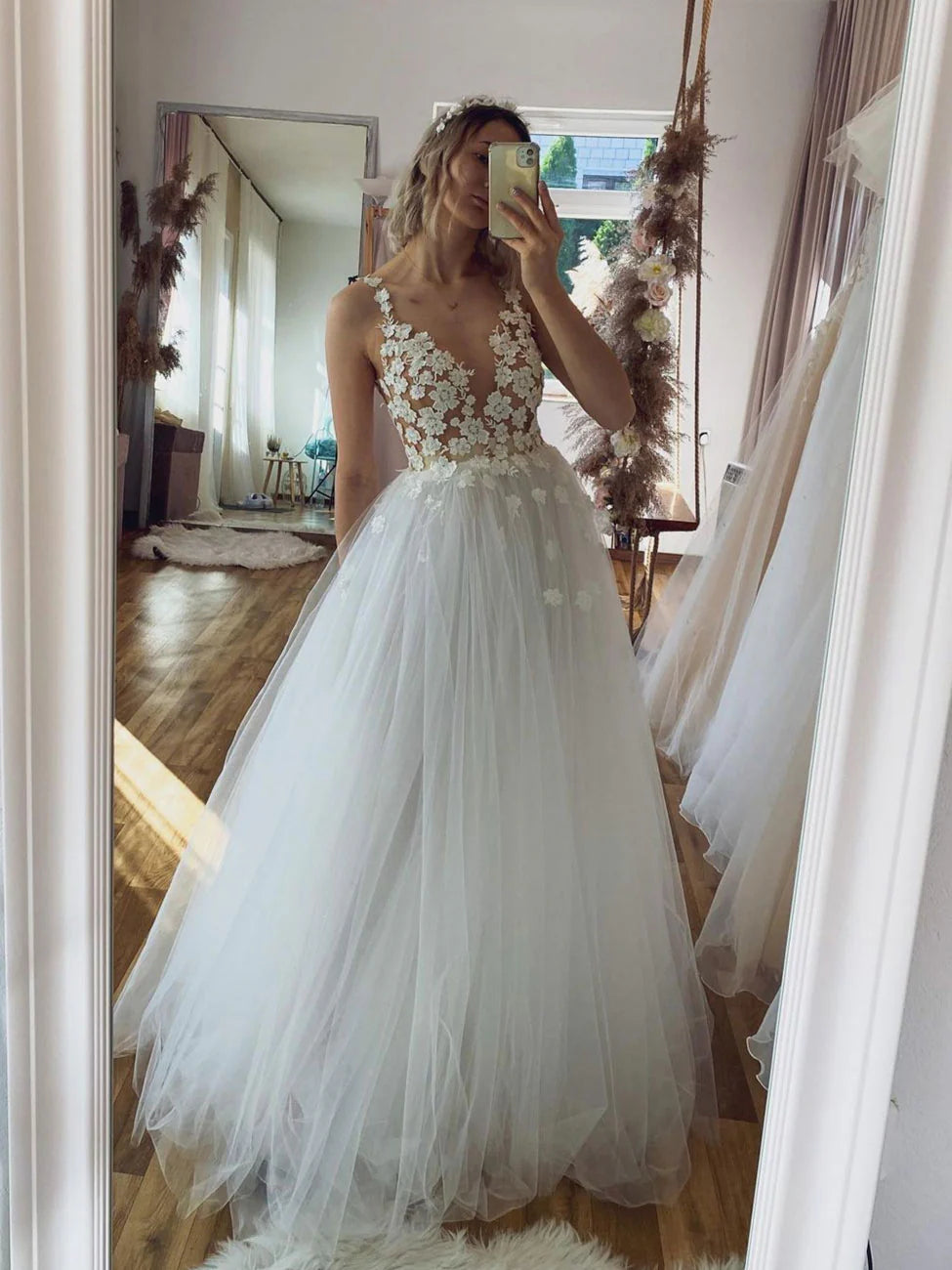 Luolandi v neck tulle lace long prom dress formal dress Wedding Dress with Appliques