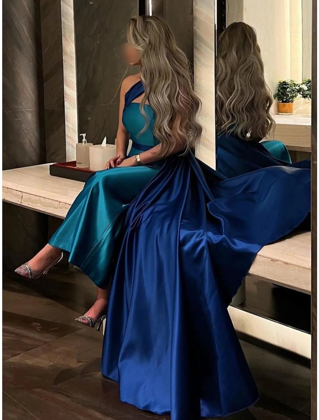 Luolandi A-Line Evening Gown Elegant Dress Formal Court Train Sleeveless Halter Neck Satin with Pleats Floor Length