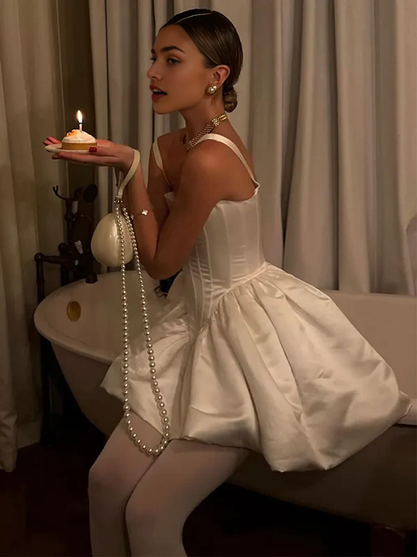 Luolandi Cute A Line Straps Satin Short Prom Dress Charming Homecoming Dress Lovely Graduation Dress Sweetheart Birthday Party Dress