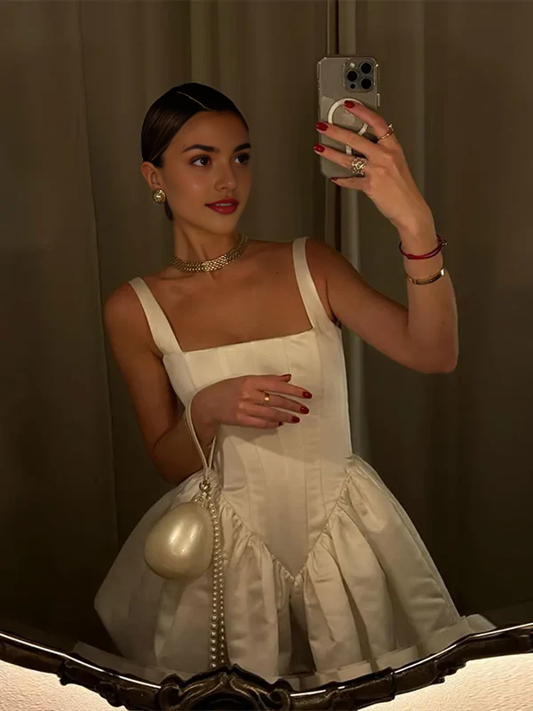 Luolandi Cute A Line Straps Satin Short Prom Dress Charming Homecoming Dress Lovely Graduation Dress Sweetheart Birthday Party Dress