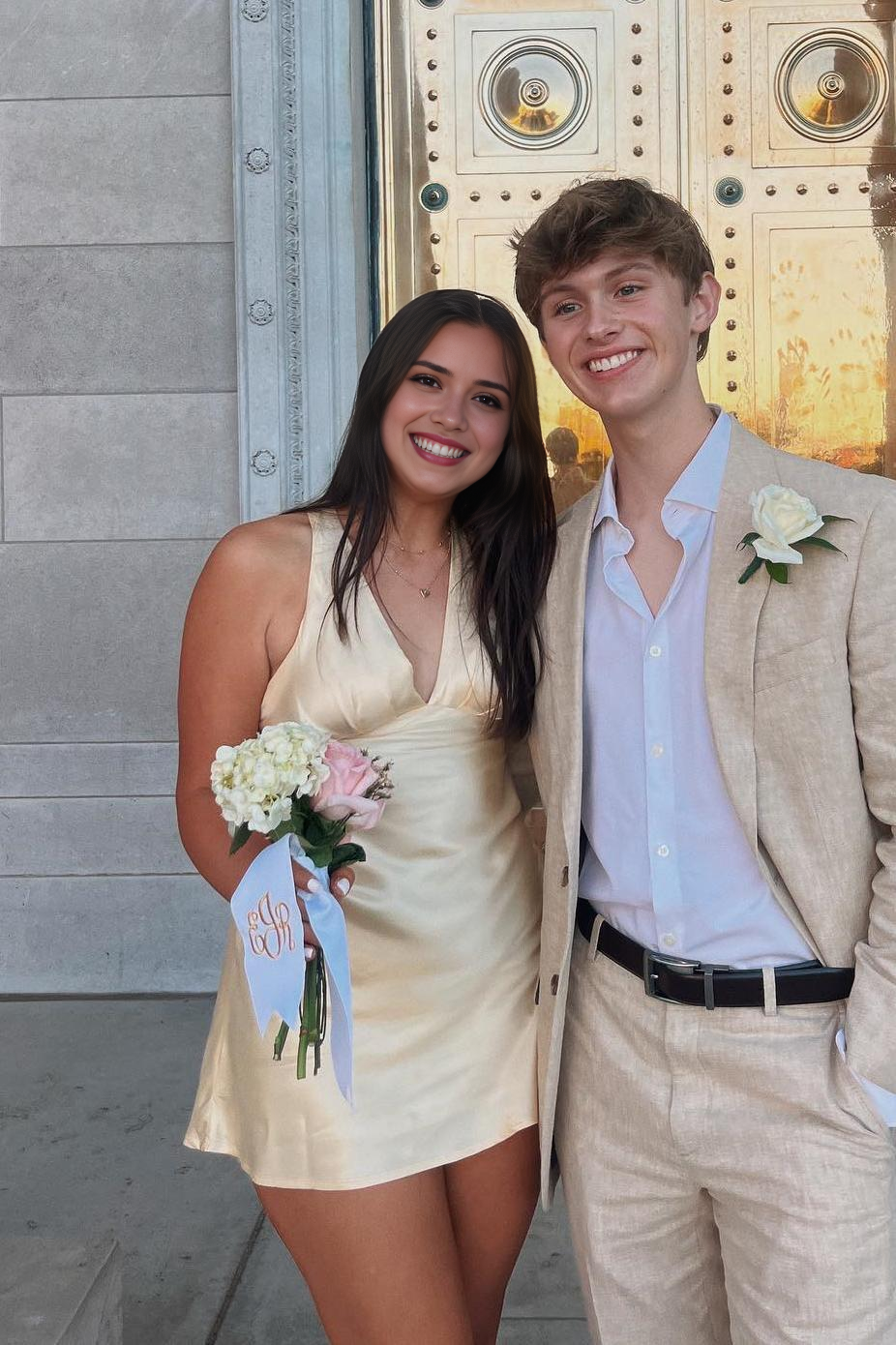 Luolandi Sweetheart V Neck Homecoming Dress Lovely Graduation Dress Simple Birthday Party Dress