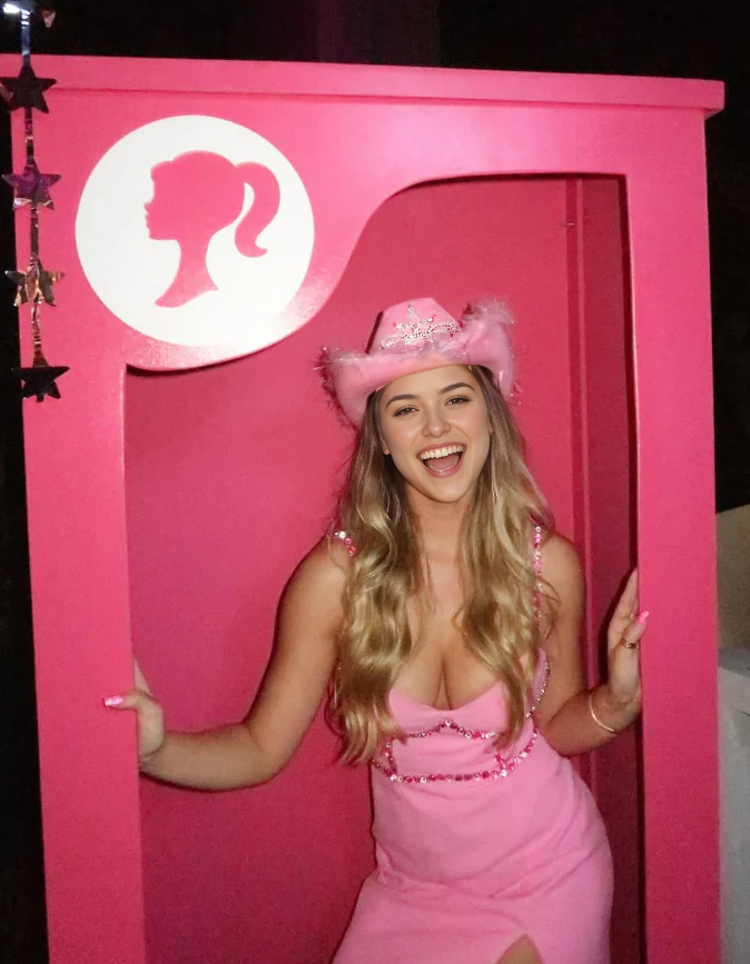 Luolandi Cute Sheath Sleeveless Short Prom Dress With Slit Charming Homecoming Dress Lovely Graduation Dress Sweetheart Birthday Party Dress