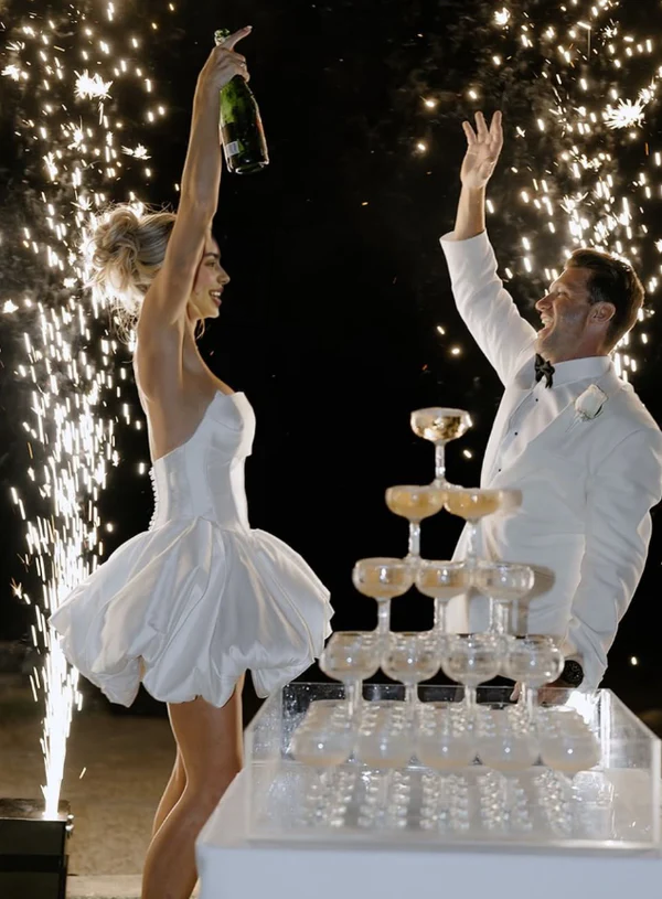 Luolandi Simple A Line Strapless Short Prom Dress Charming Homecoming Dress Lovely Graduation Dress Sweetheart Birthday Party Dress