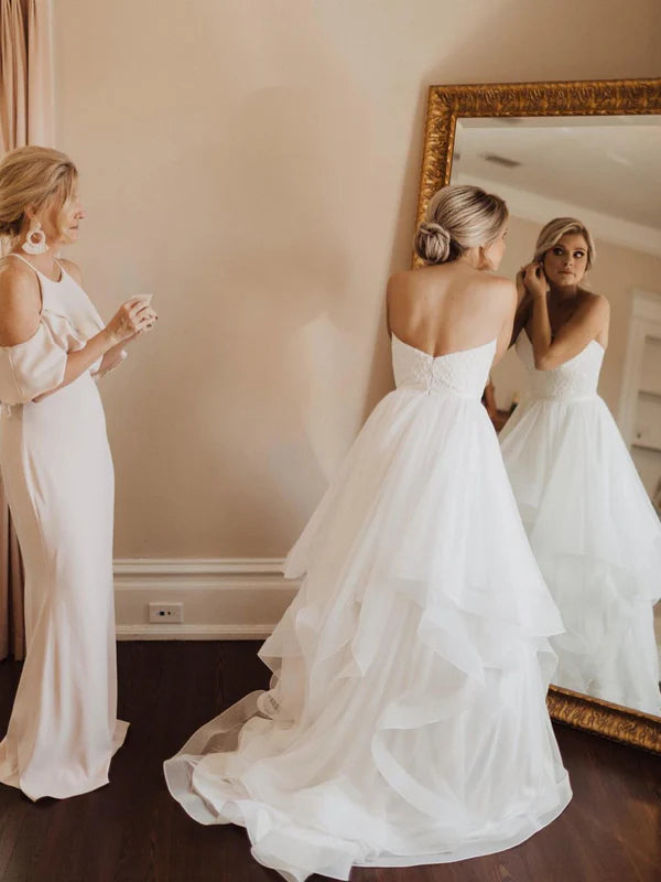 Luolandi Elegant Sweetheart Strapless A-line Tiered Wedding Dress Beautiful Bridal Gown