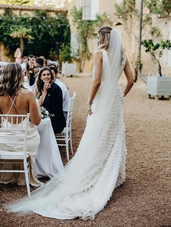 Luolandi Elegant V-Neck Sleeveless Backless Tiered Tulle Wedding Dresses Tasseled Gowns Sexy