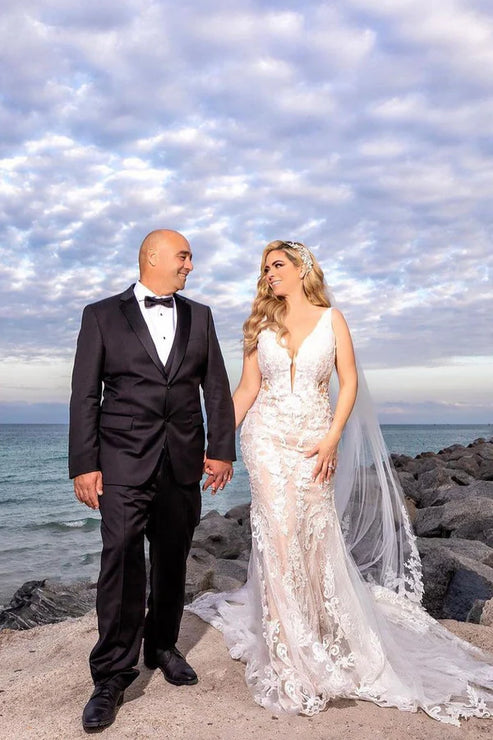 Luolandi Mermaid V Neck Tulle Wedding Dresses with Train Sexy Beautiful