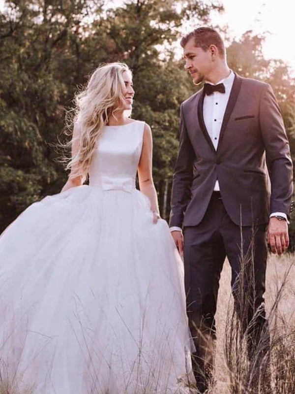 Luolandi Exquisite Bateau Tulle Wedding Dresses Backless A-line Gowns Simple Floor Length With Bow