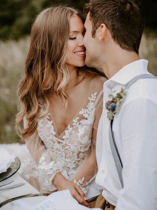 Luolandi Dreamy Long Sleeves A-line Wedding Dresses Applique Tulle Backless Bridal Gowns Charming