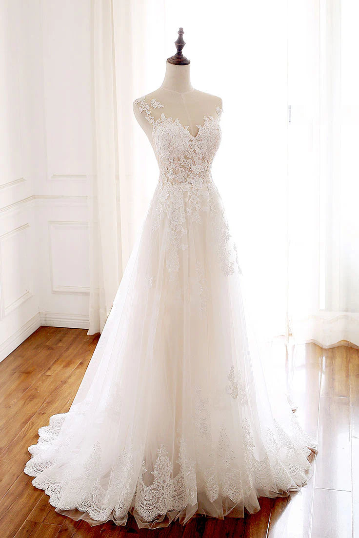 Luolandi round neck tulle lace long prom dress wedding dress A Line Sleeveless with Appliques