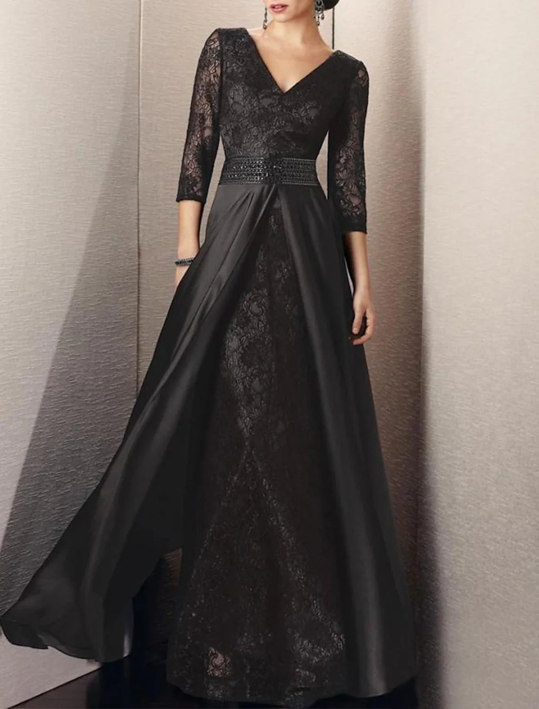 Luolandi A-Line Mother of the Bride Dress Formal Wedding Guest Party Elegant V Neck Floor Length Satin Lace 3/4 Length Sleeve