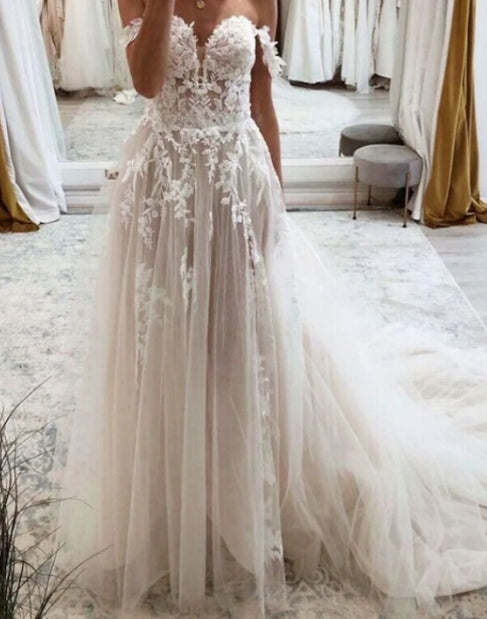 Luolandi Hall Mature Wedding Dresses A-Line Sweetheart Sleeveless Court Train Lace Bridal Gowns With Pleats Appliques Off Shoulder