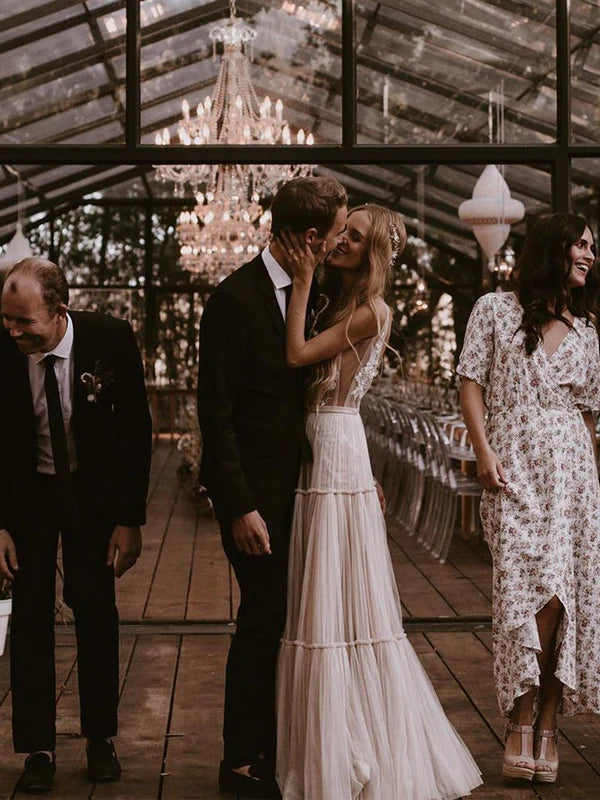 Luolandi Charming V-neck Tulle Wedding Dresses A-line Appliqued Bridal Gowns Elegant