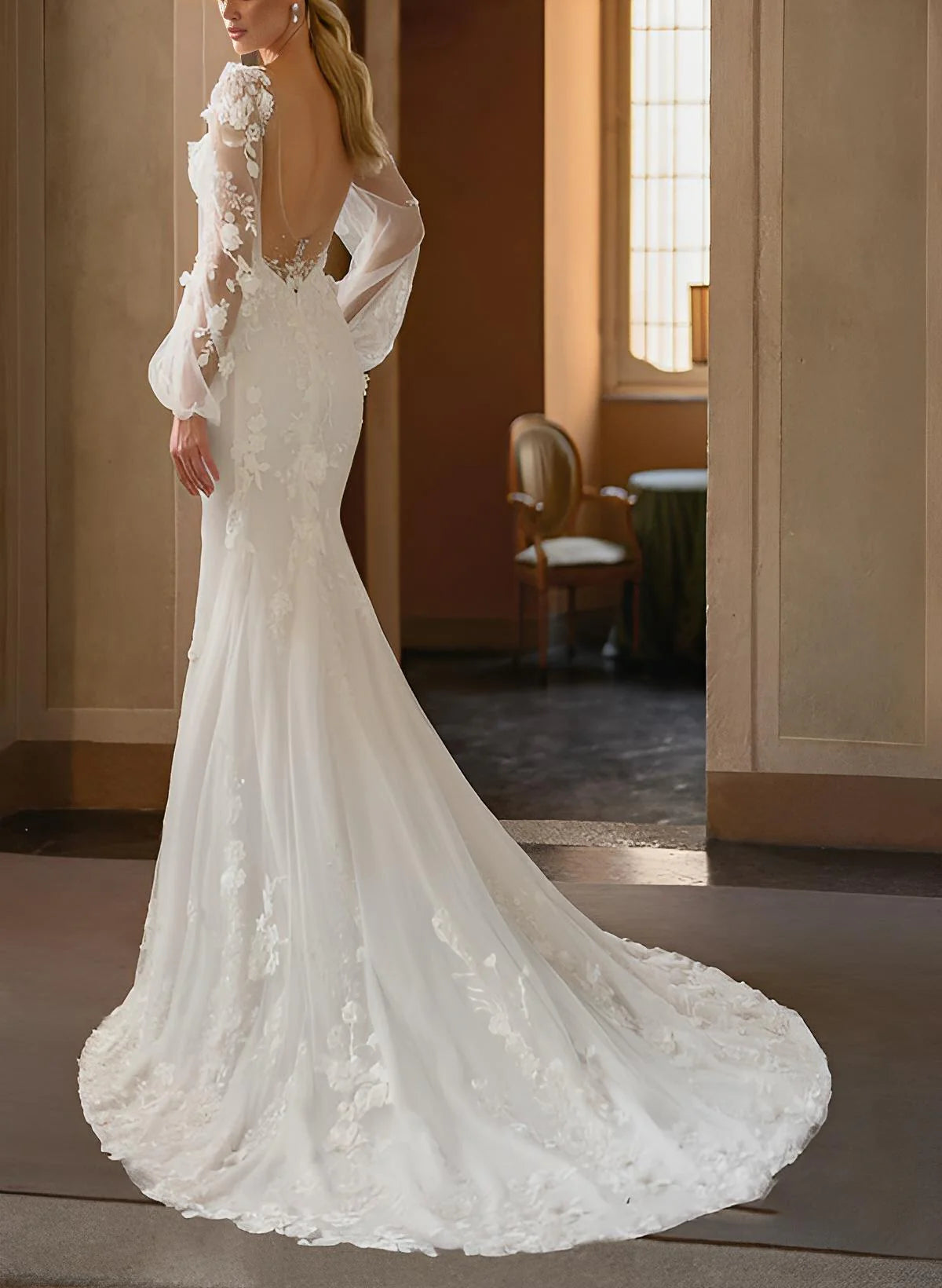 Luolandi Long Sleeves Court Train Satin Wedding Dresses Mermaid Illusion Neck with Appliques Beautiful