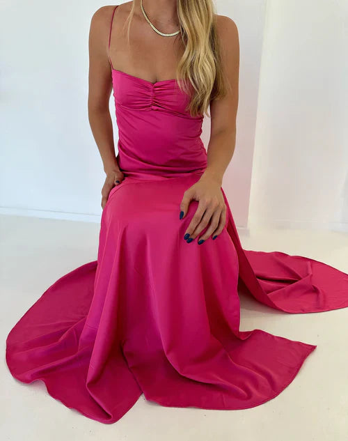 Luolandi Elegant Formal Dress Gowns Evening Gowns Spaghetti Straps Long Prom Dress Charming Party Dress