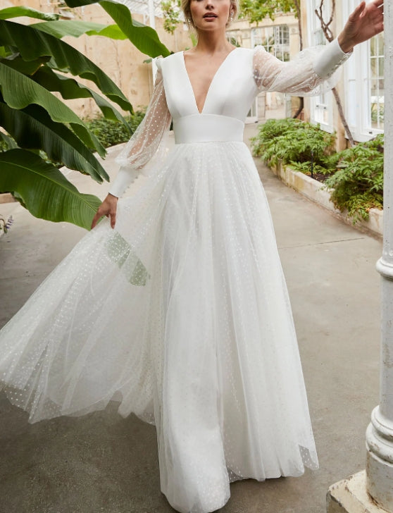 Luolandi V-Neck Long Sleeves Tulle A-Line Bridal Gowns Floor Length Wedding Dress Elegant